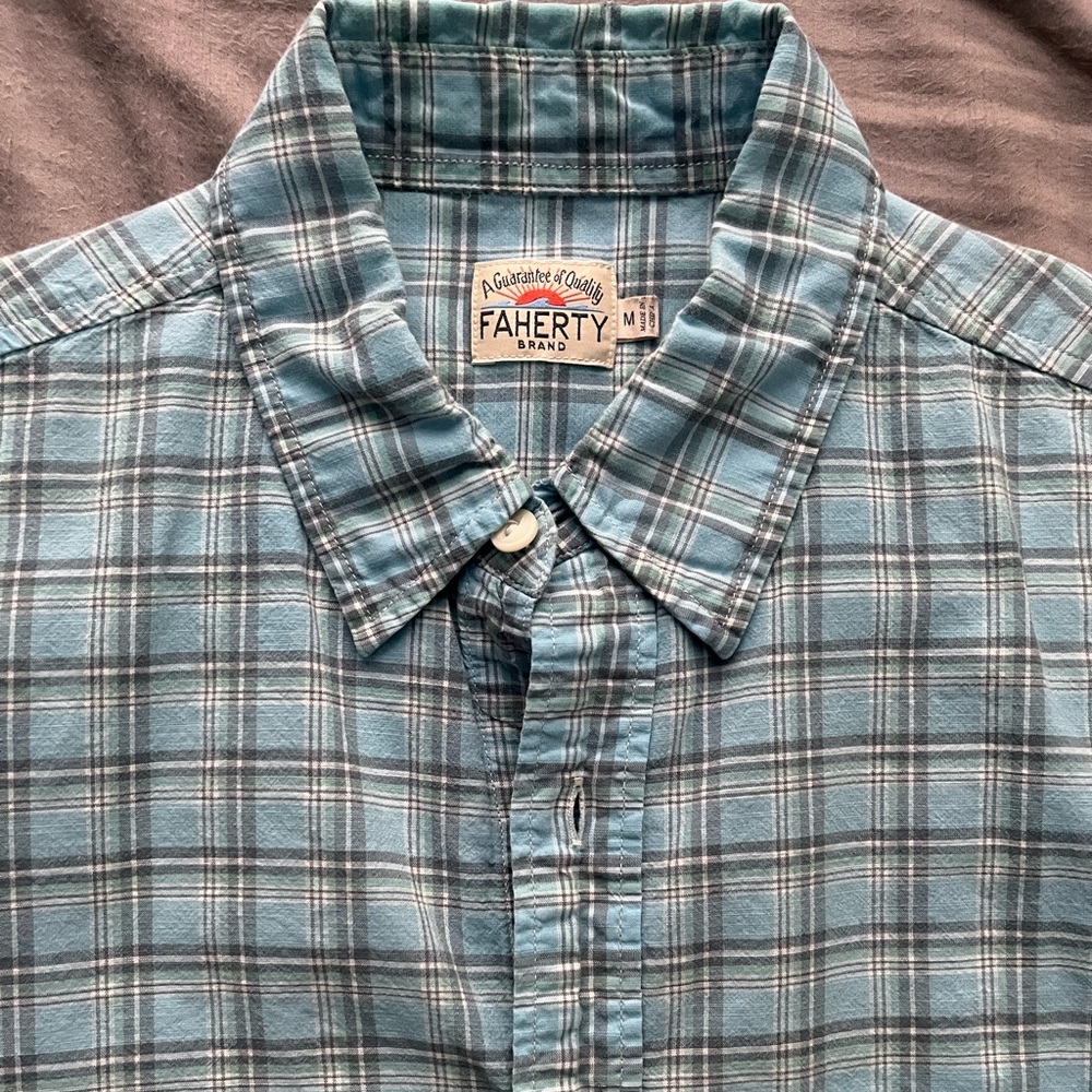 Men’s Faherty long sleeve summer weight button down